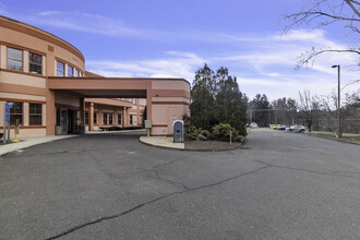 470 Granby Rd, South Hadley, MA for rent Building Photo- Image 1 of 33