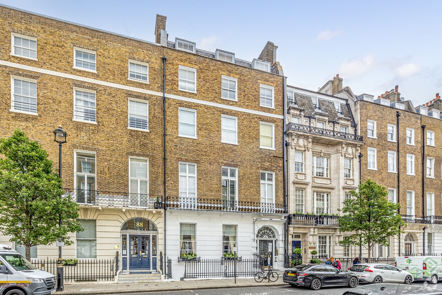 86 Harley St, London to rent - Primary Photo - Image 1 of 8