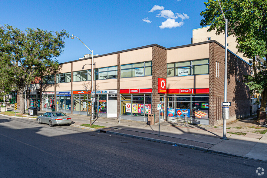 210-228 Laurier Ave E, Ottawa, ON for rent - Primary Photo - Image 1 of 2