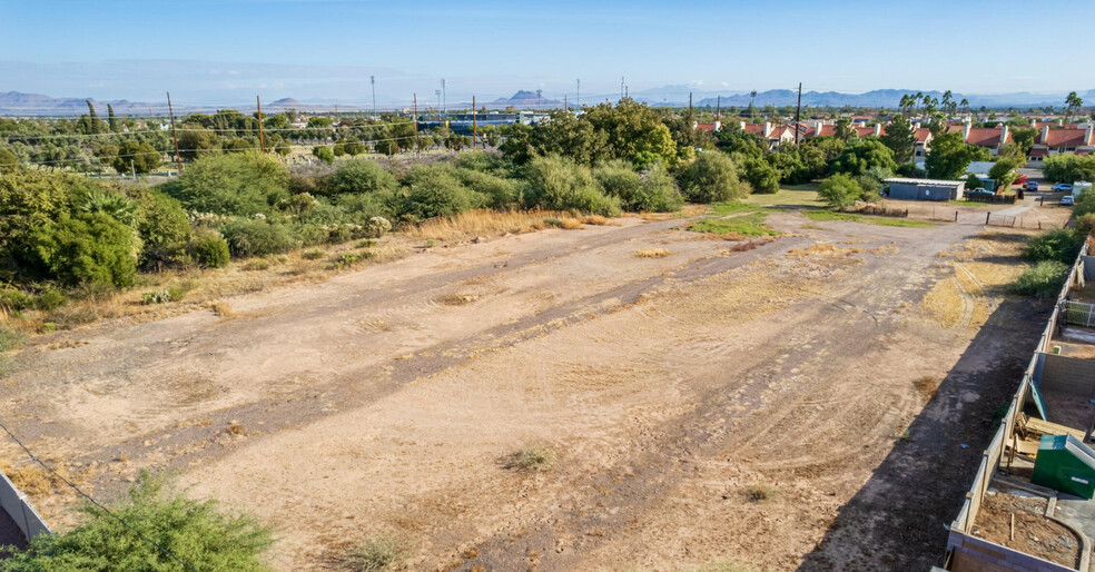 1112 N Center St, Mesa, AZ for sale - Primary Photo - Image 1 of 4