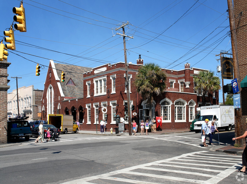 32 N Market St, Charleston, SC for sale - Primary Photo - Image 2 of 12