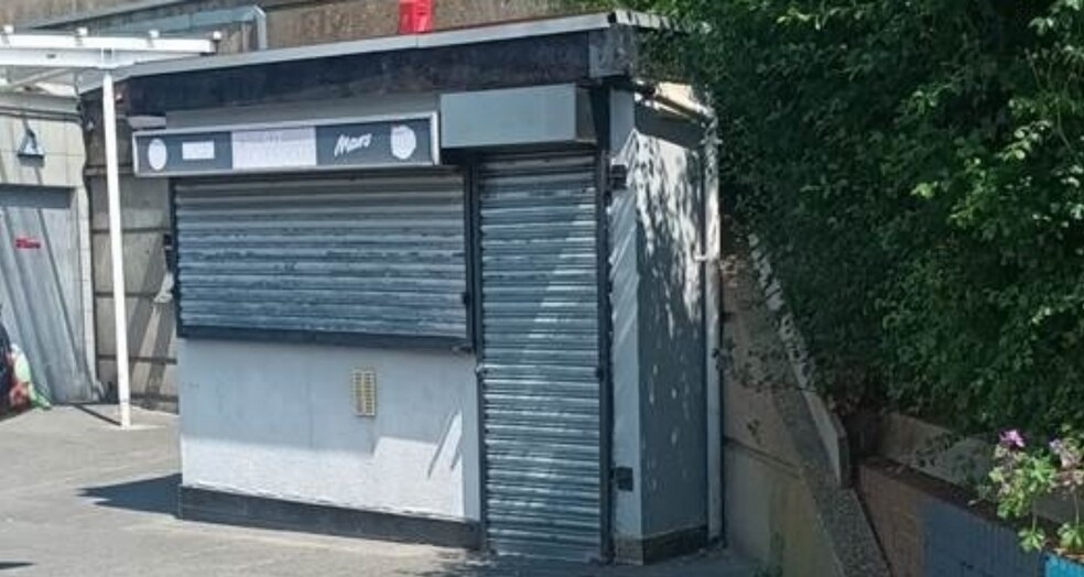 Ferry Rd, Benfleet to rent - Primary Photo - Image 1 of 1