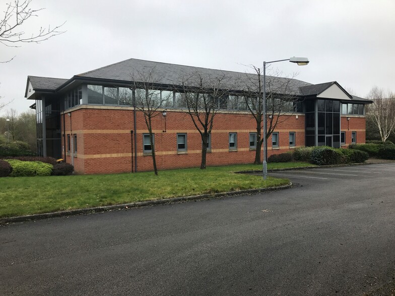 Chesterfield Rd, Holmewood for sale - Primary Photo - Image 1 of 1