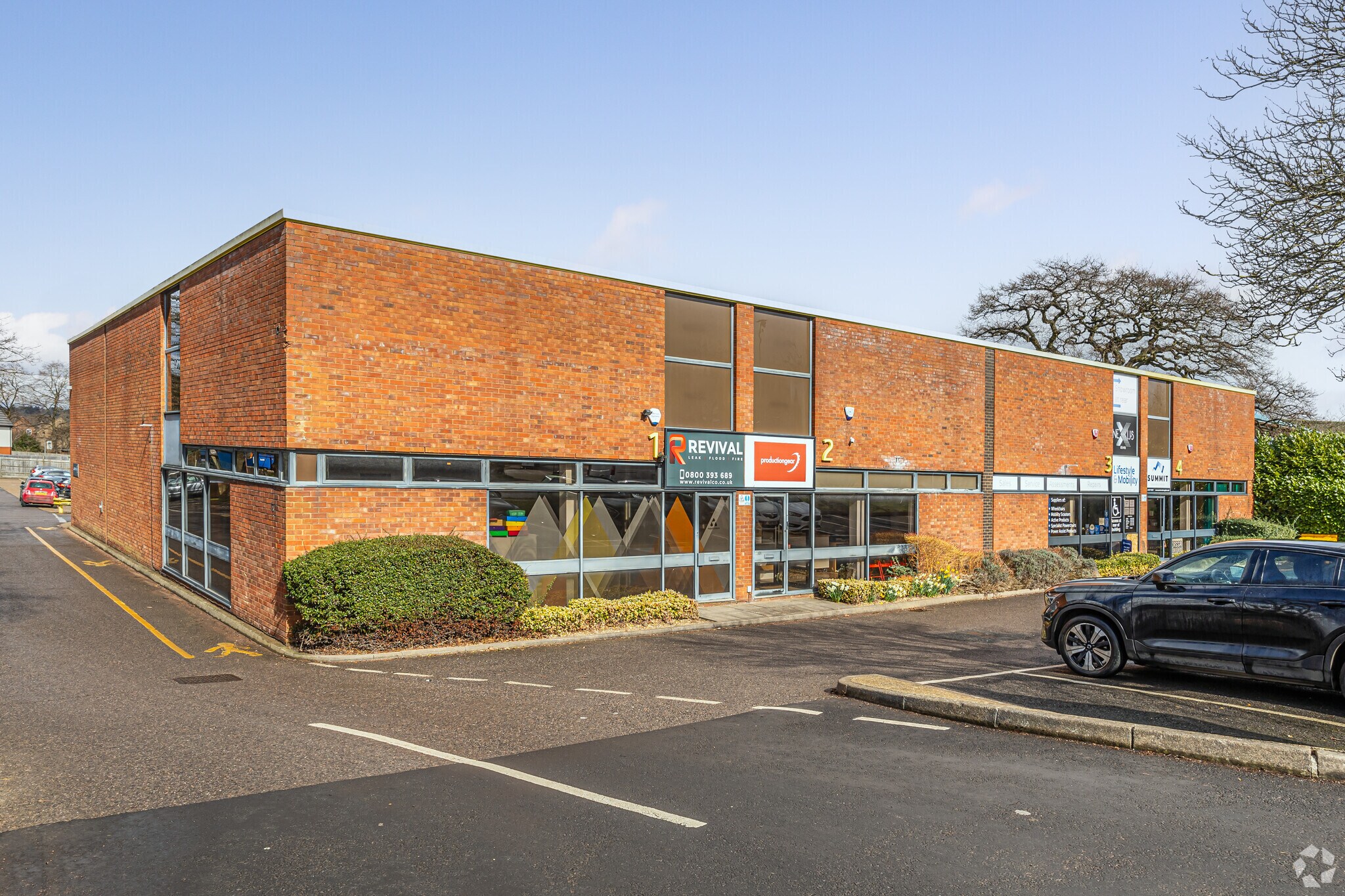 Mundells, Welwyn Garden City for sale Primary Photo- Image 1 of 1