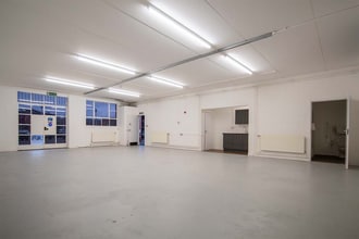 Wilsons Park, Monsall Rd, Manchester M40 8wn, Manchester to rent Interior Photo- Image 1 of 1