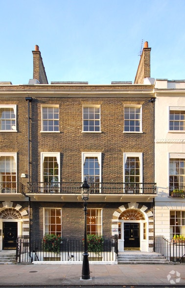 20 Bedford Sq, London to rent - Building Photo - Image 3 of 4