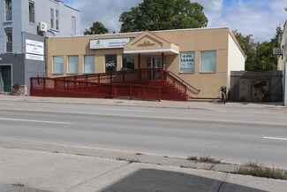 More details for 40 Lindsay St S, Kawartha Lakes, ON - Office for Sale