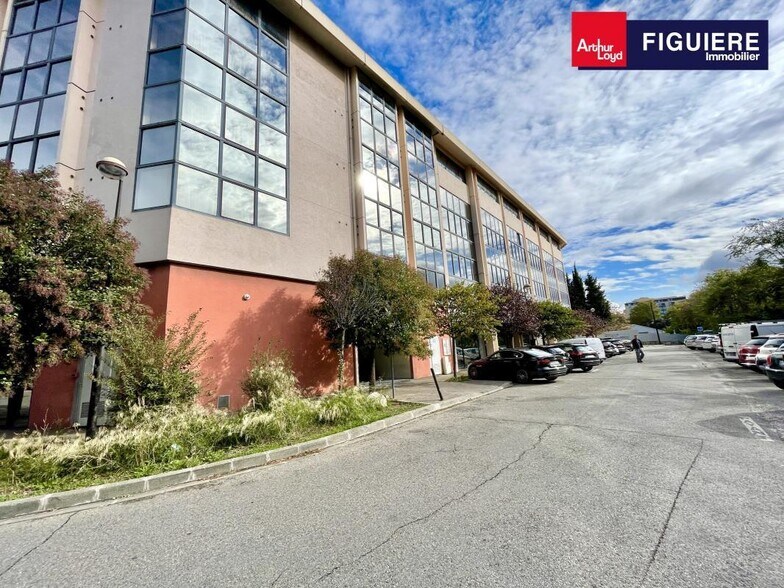 Office in Aix-en-Provence for sale - Building Photo - Image 3 of 7
