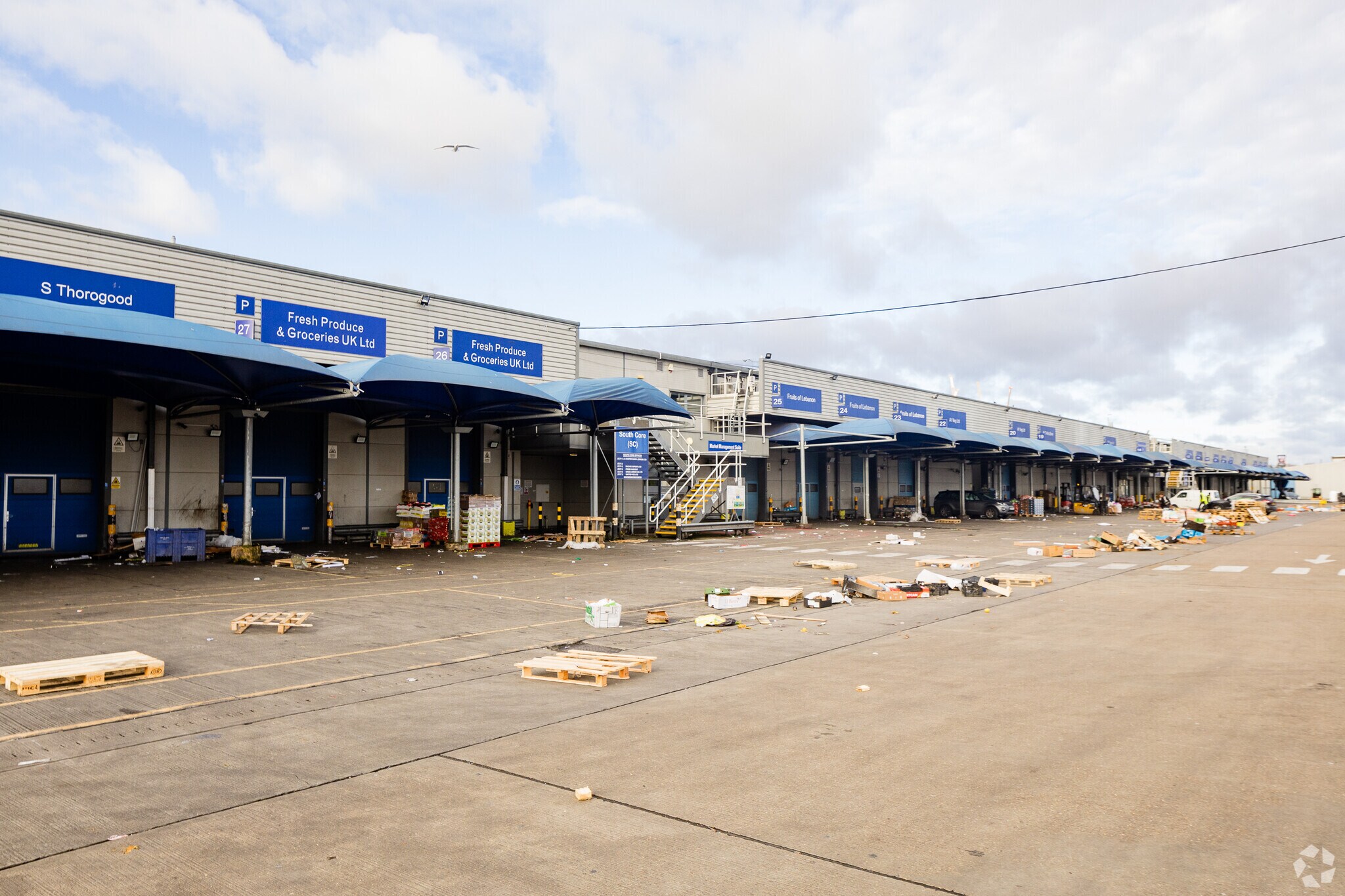 Hayes Rd, Southall for sale Primary Photo- Image 1 of 1