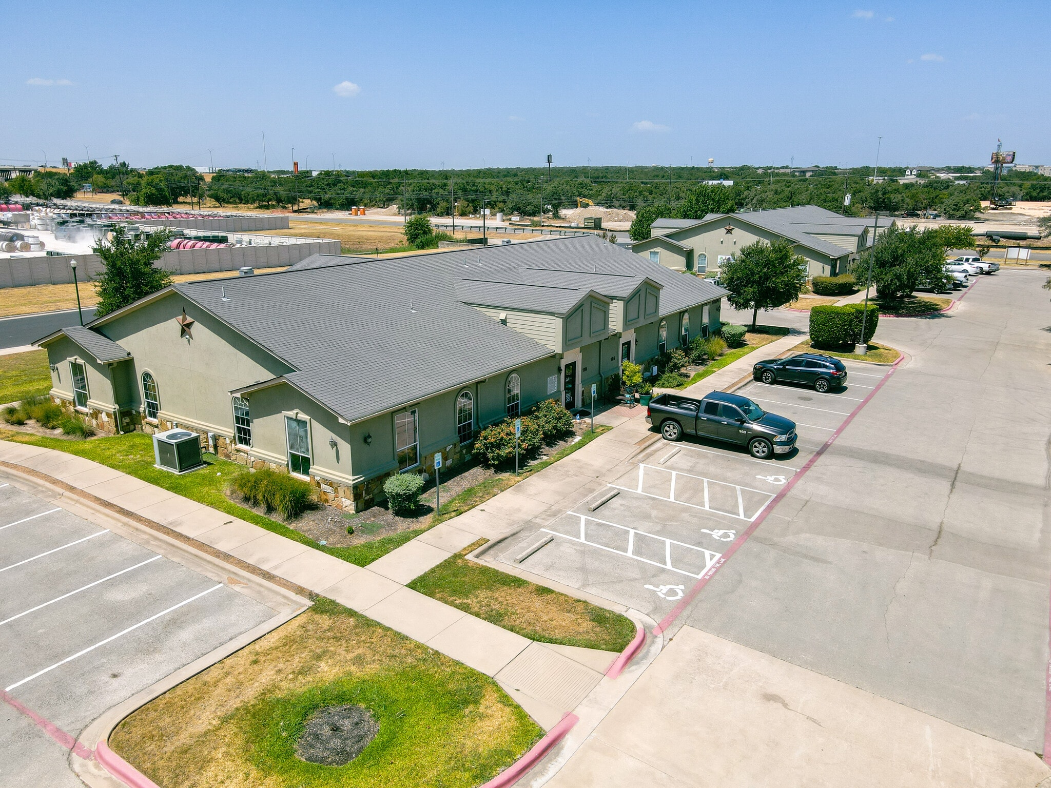 101 W Cooperative Way, Georgetown, TX to rent Building Photo- Image 1 of 8