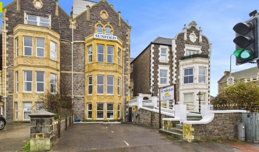 39 Beach Rd, Weston Super Mare for sale Primary Photo- Image 1 of 13