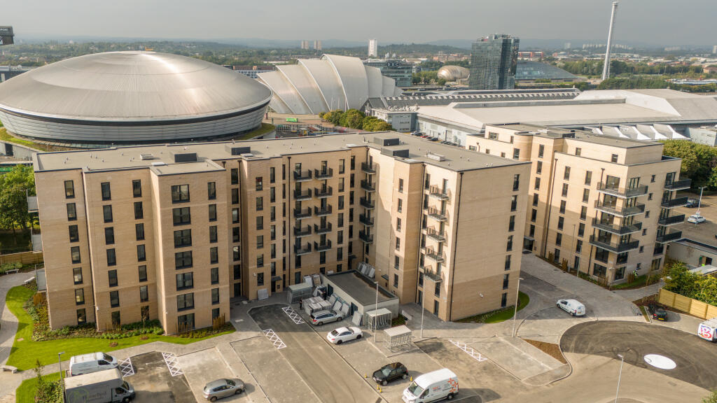 1 Minerva Sq, Glasgow for sale Primary Photo- Image 1 of 6