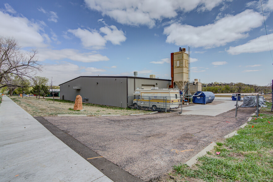 465 S 31st St, Colorado Springs, CO for rent - Building Photo - Image 3 of 18