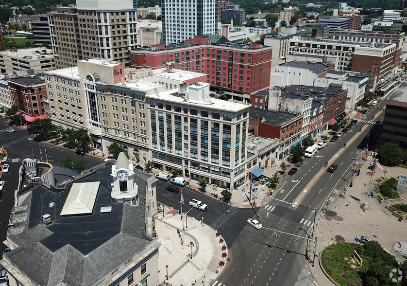 400 Main St, Stamford, CT for rent - Aerial - Image 2 of 8