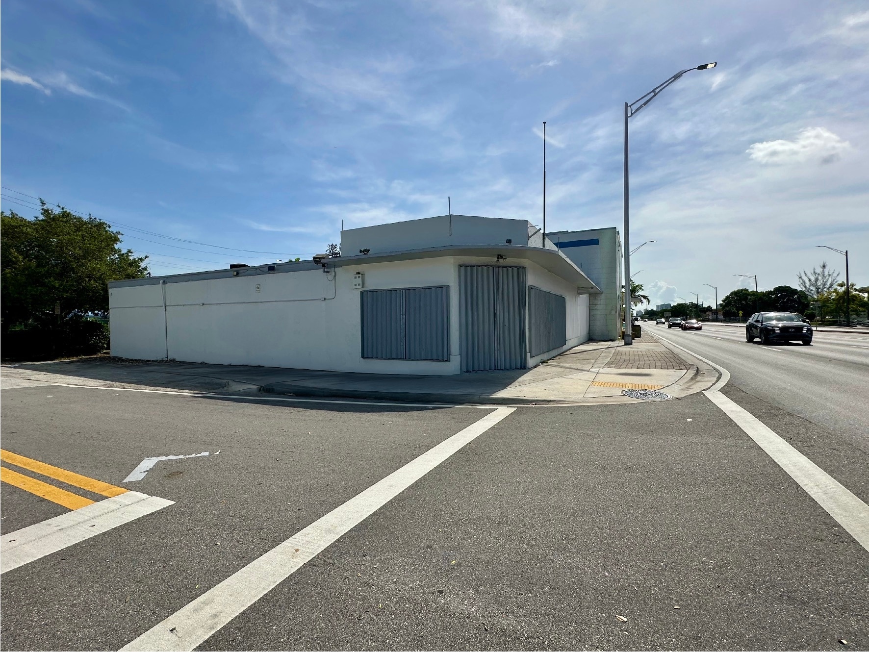 3045 W Broward Blvd, Fort Lauderdale, FL for sale Building Photo- Image 1 of 16
