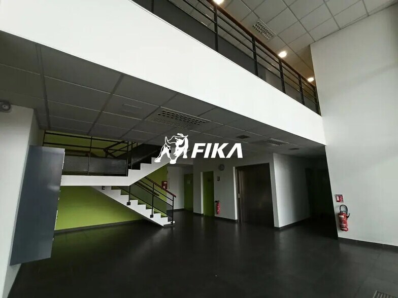 Office in Labège to rent - Building Photo - Image 2 of 6