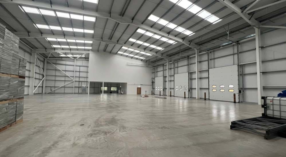 Fusilliers Way, Warwick, WAR CV34 8DD - Unit 5 -  - Interior Photo - Image 1 of 2