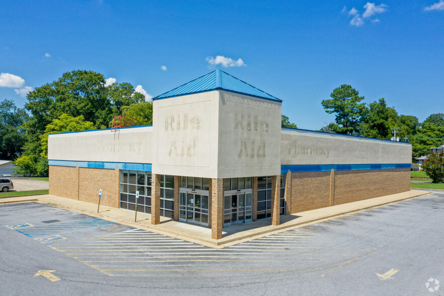 101 Asbury St, Talladega, AL for rent - Building Photo - Image 1 of 4