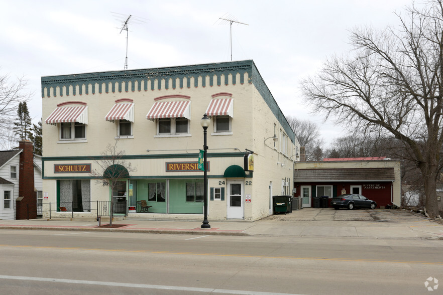 20 N Main St, Mayville, WI for sale - Primary Photo - Image 1 of 1