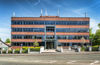 Marsland Rd, Sale for rent Building Photo- Image 1 of 12