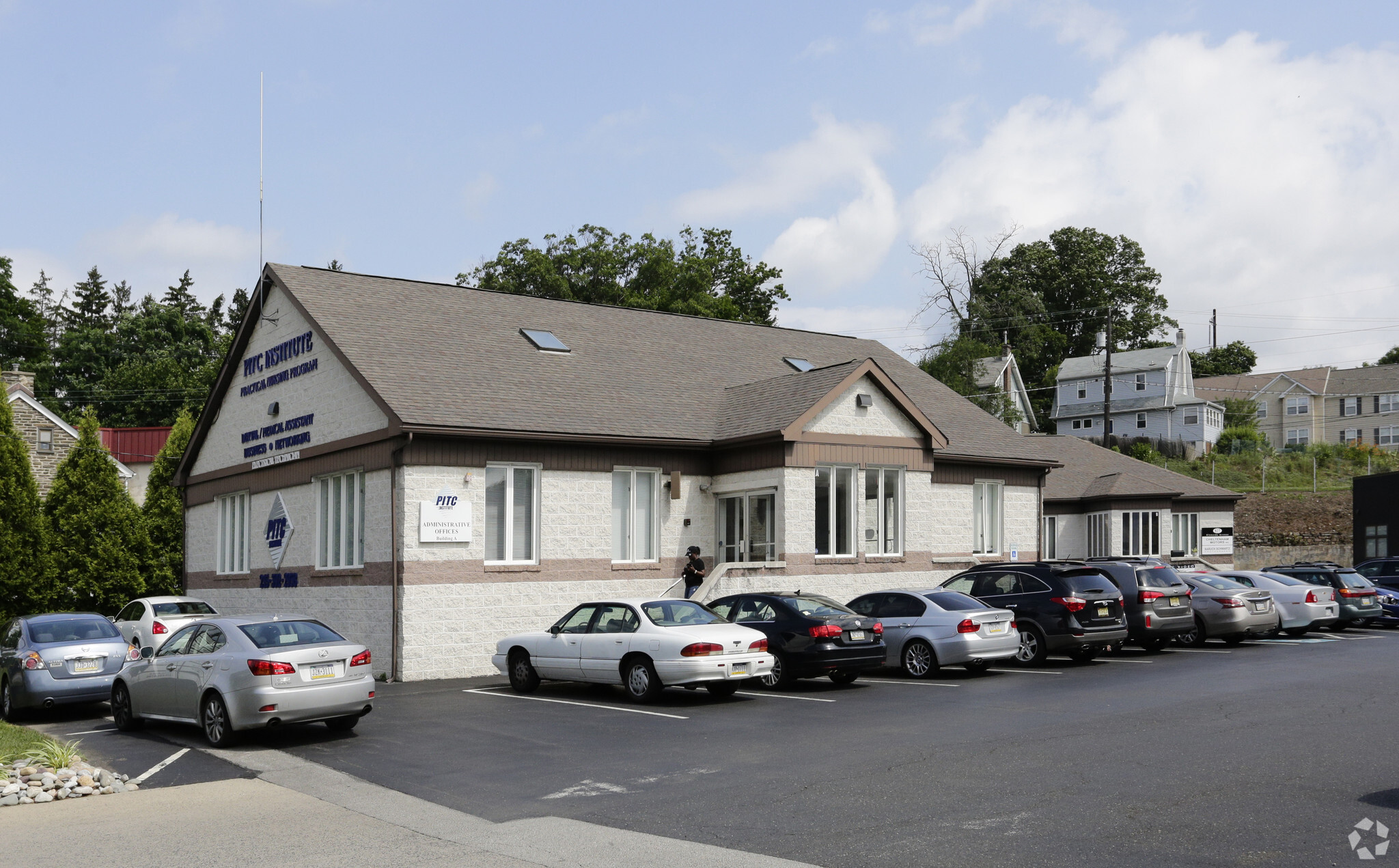 827 Glenside Ave, Wyncote, PA for sale Primary Photo- Image 1 of 1