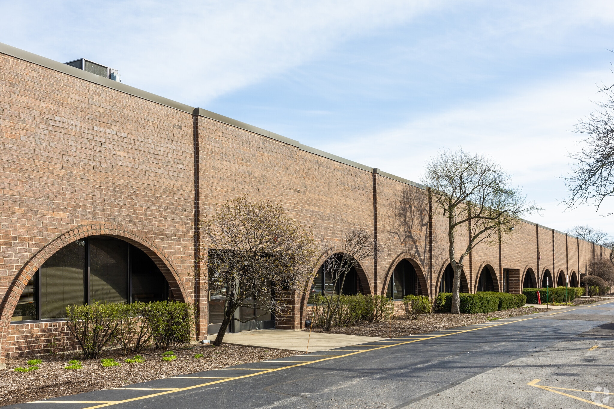 747-797 S Glenn Ave, Wheeling, IL to rent Building Photo- Image 1 of 12