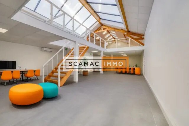 Light Industrial in Malakoff for sale Interior Photo- Image 1 of 17