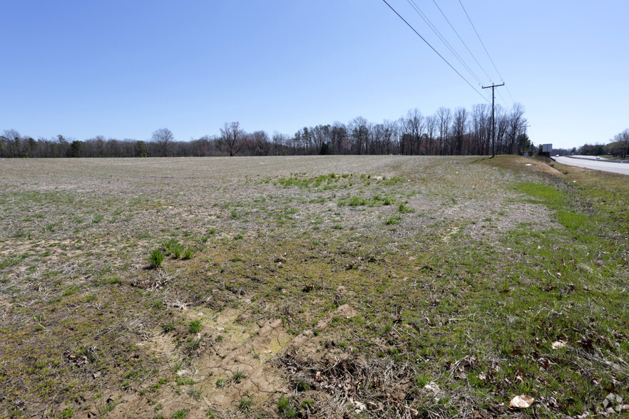 10292 Chamberlayne Ave, Mechanicsville, VA for sale - Primary Photo - Image 1 of 1