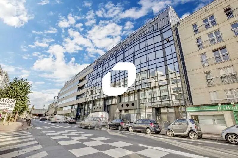 Office in Levallois-Perret to rent - Building Photo - Image 1 of 2