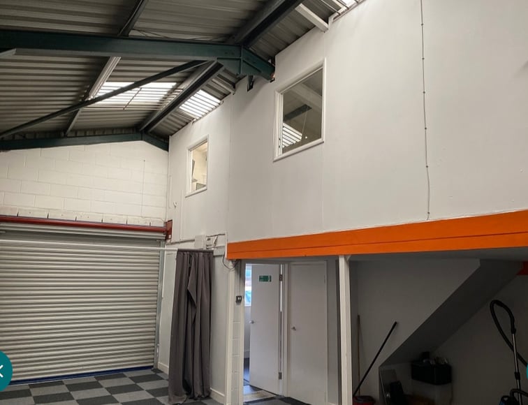 5 Field Rd, Walsall to rent - Interior Photo - Image 2 of 5