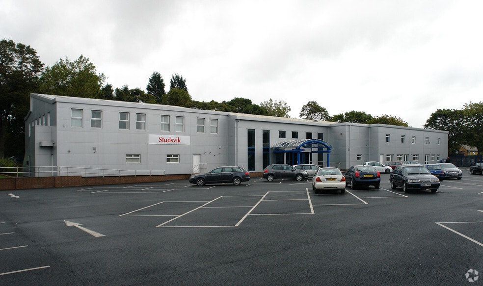 Meanygate, Preston to rent - Building Photo - Image 2 of 9