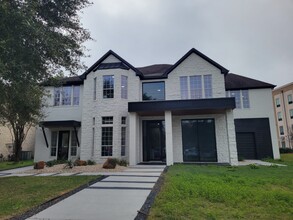 8125 N Sam Houston Pky W, Houston, TX for rent Building Photo- Image 1 of 3