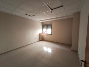 Office in Cuenca, Cuenca to rent Interior Photo- Image 1 of 7