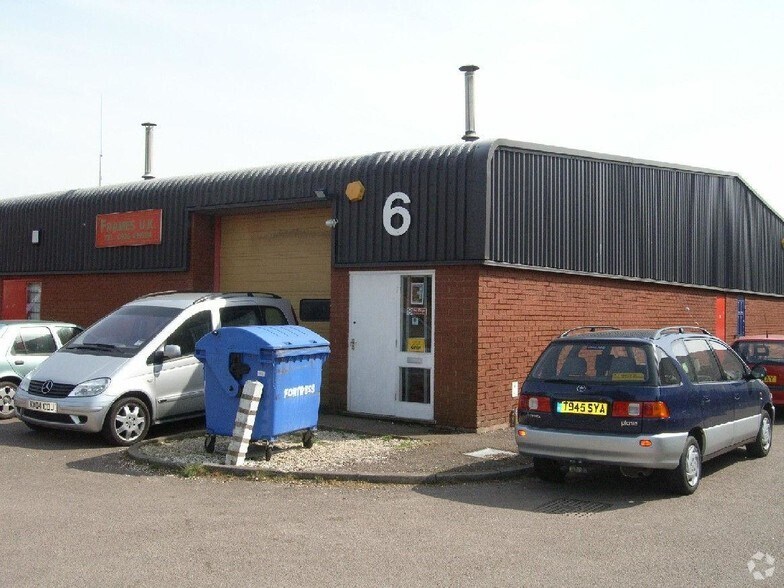 Millers Rd, Warwick for sale - Primary Photo - Image 1 of 1