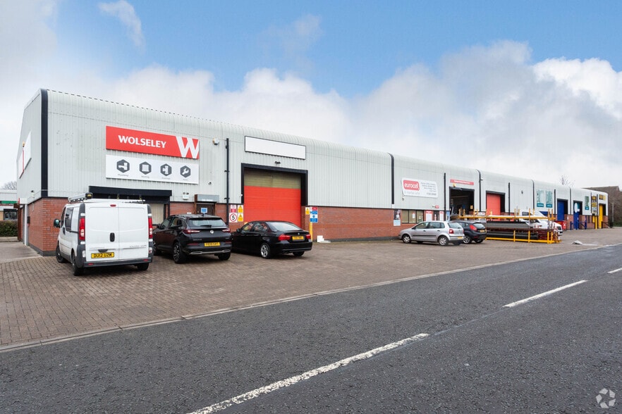 Meynell Rd, Darlington to rent - Building Photo - Image 3 of 3