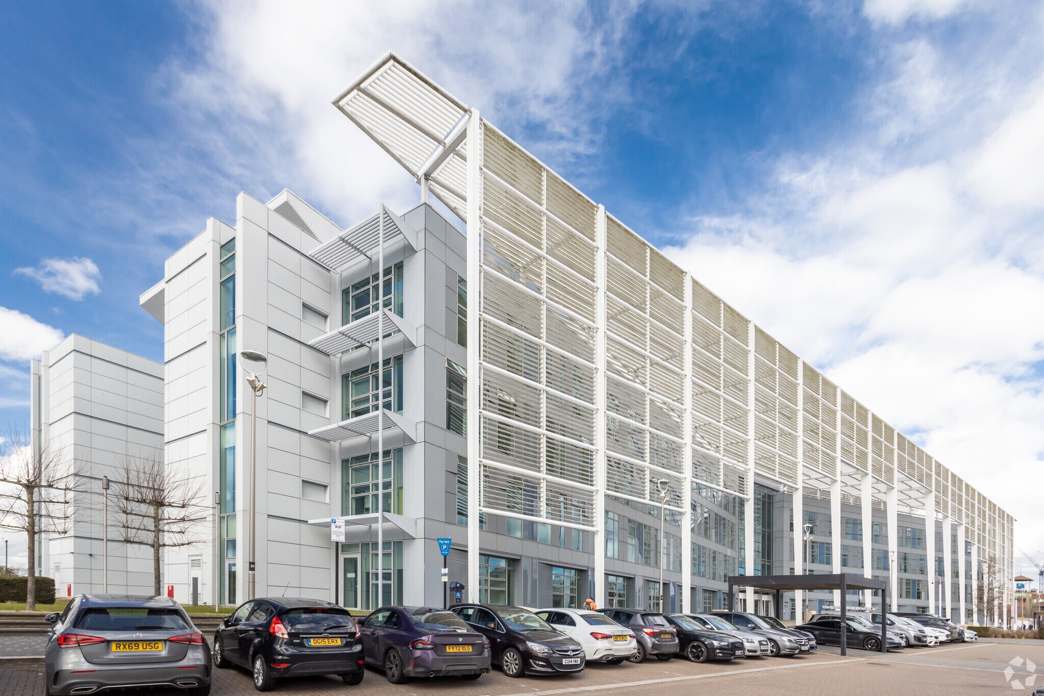 Silbury Blvd, Milton Keynes for sale Primary Photo- Image 1 of 1