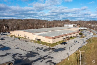 Industrial / Office Complex portfolio of 2 properties for sale on LoopNet.co.uk Building Photo- Image 1 of 6