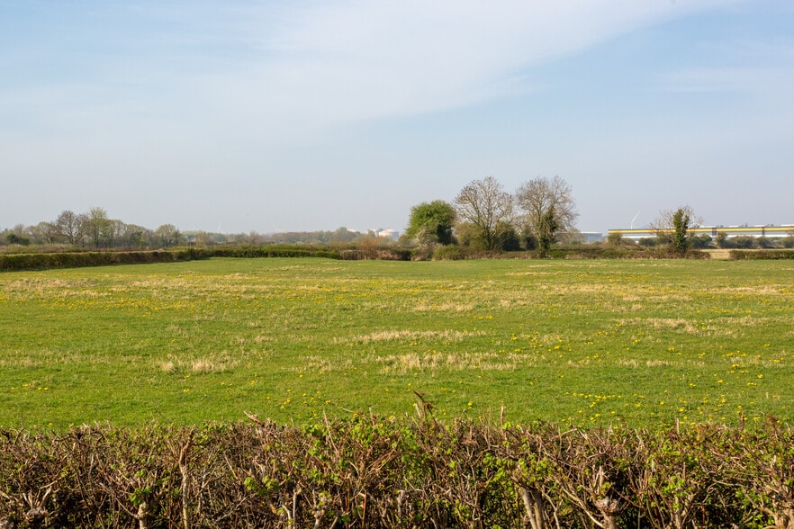 Westgate, Severn Beach to rent - Construction Photo - Image 2 of 2