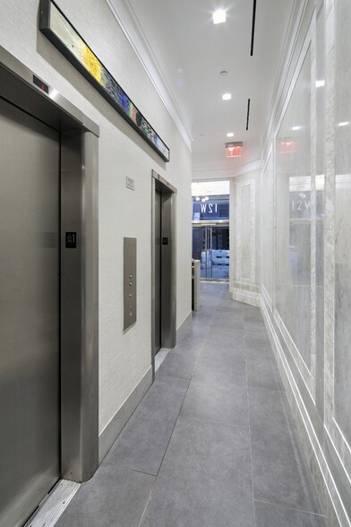 12 W 27th St, New York, NY for rent - Lobby - Image 3 of 7