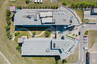 1000 Veteran's Pl NW, Calgary, AB - aerial  map view - Image1