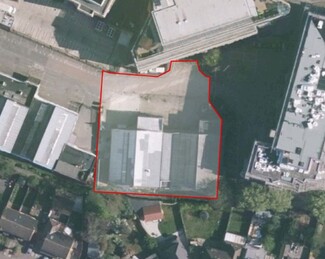 More details for 11-12 Wellcroft Rd, Slough - Industrial for Sale