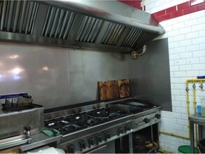 Retail in Barcelona, Barcelona to rent Interior Photo- Image 2 of 2