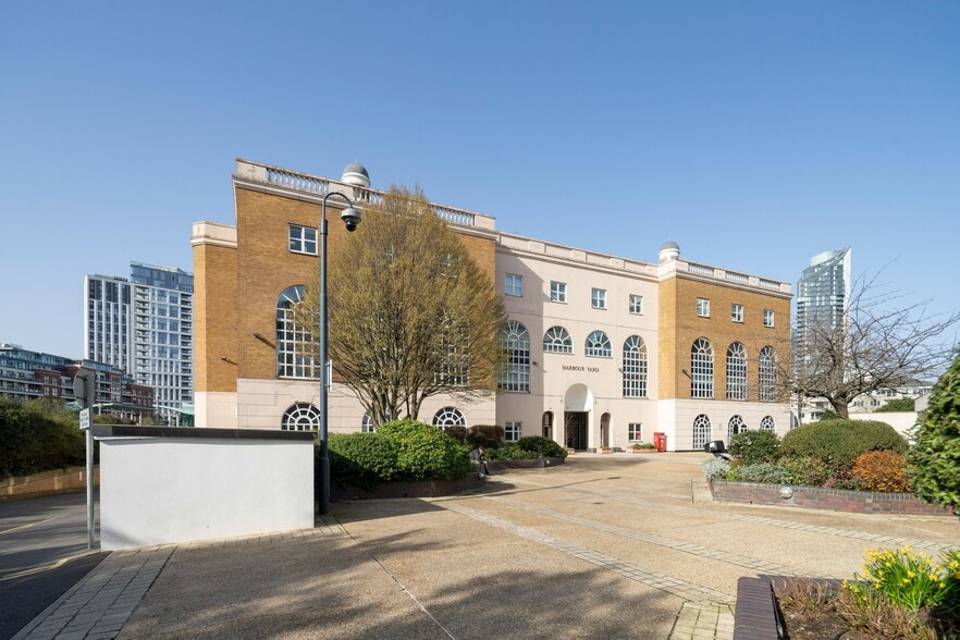 Chelsea Harbour, London to rent - Building Photo - Image 1 of 8