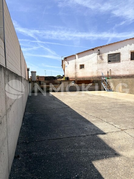 Industrial in Ciempozuelos, Madrid for sale - Building Photo - Image 3 of 12