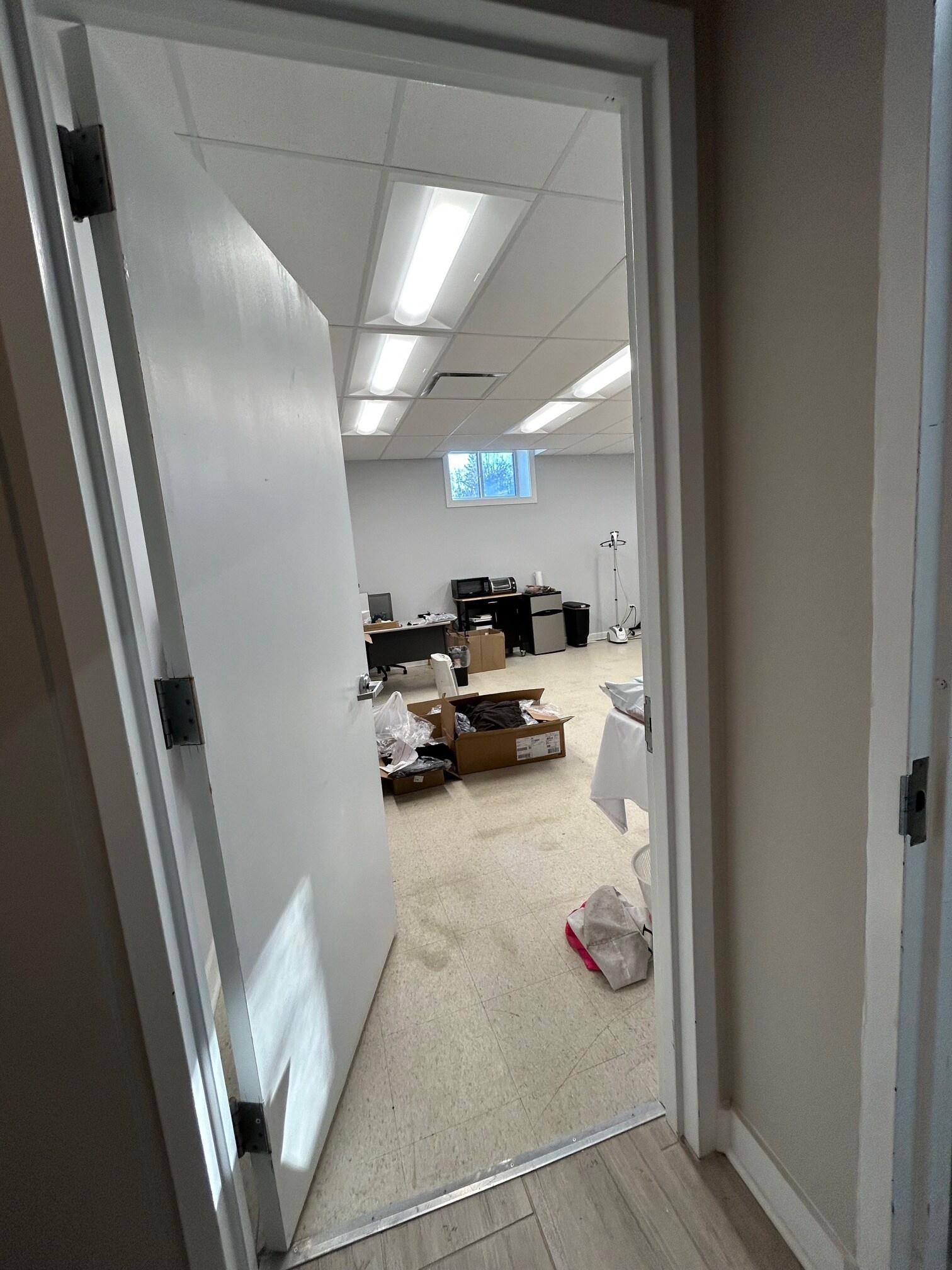 3500 Western Ave, Highland Park, IL to rent Interior Photo- Image 1 of 3