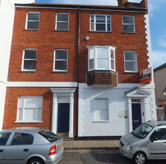 47 Middle St, Brighton to rent Primary Photo- Image 1 of 5