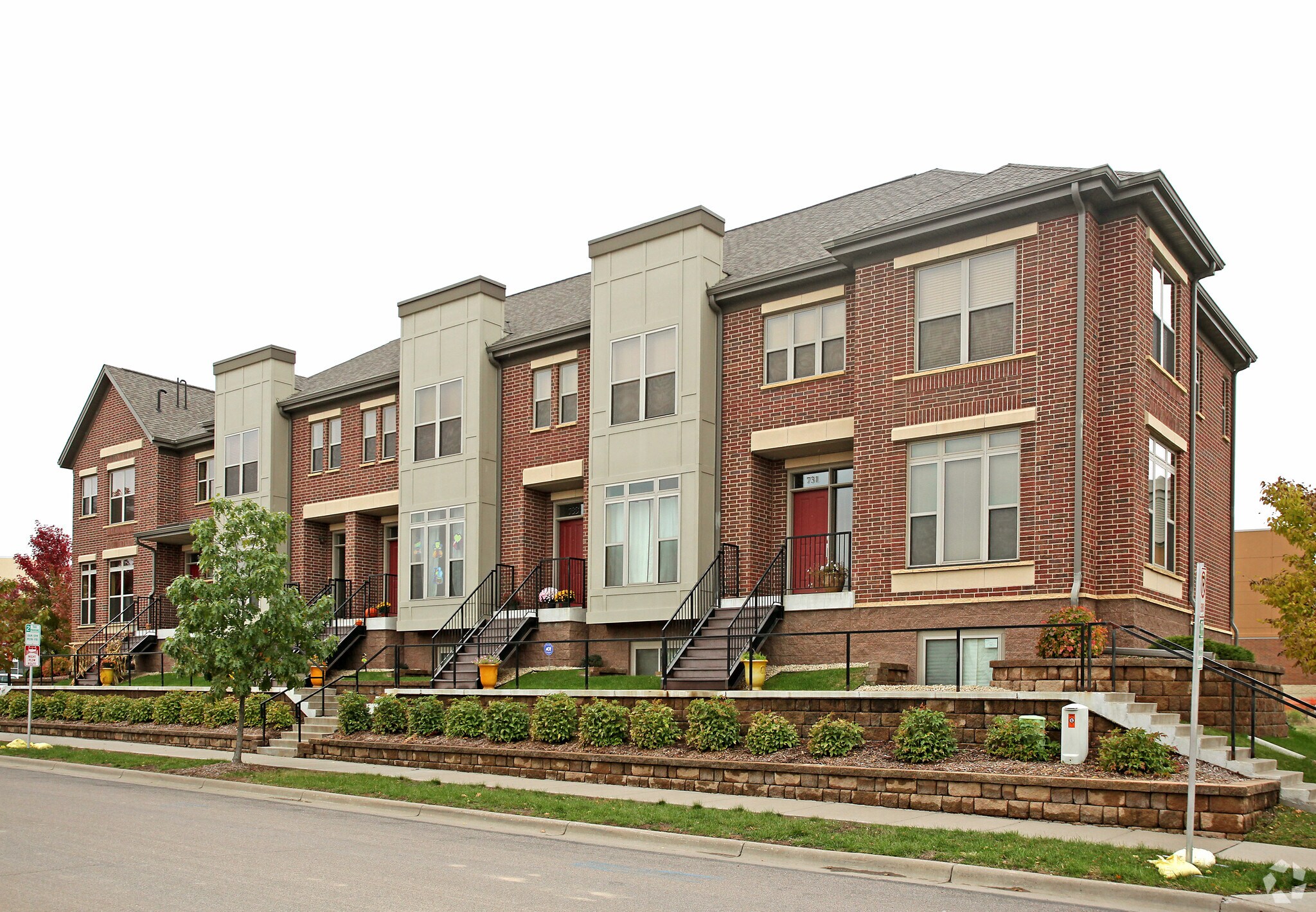 731-739 Mercer St, Saint Paul, MN for sale Primary Photo- Image 1 of 1