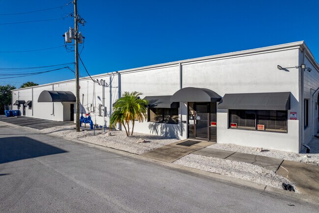 More details for 2442 N 23rd St, Saint Petersburg, FL - Industrial to Rent