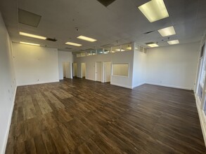 437 S Gilbert Rd, Mesa, AZ for rent Building Photo- Image 1 of 4