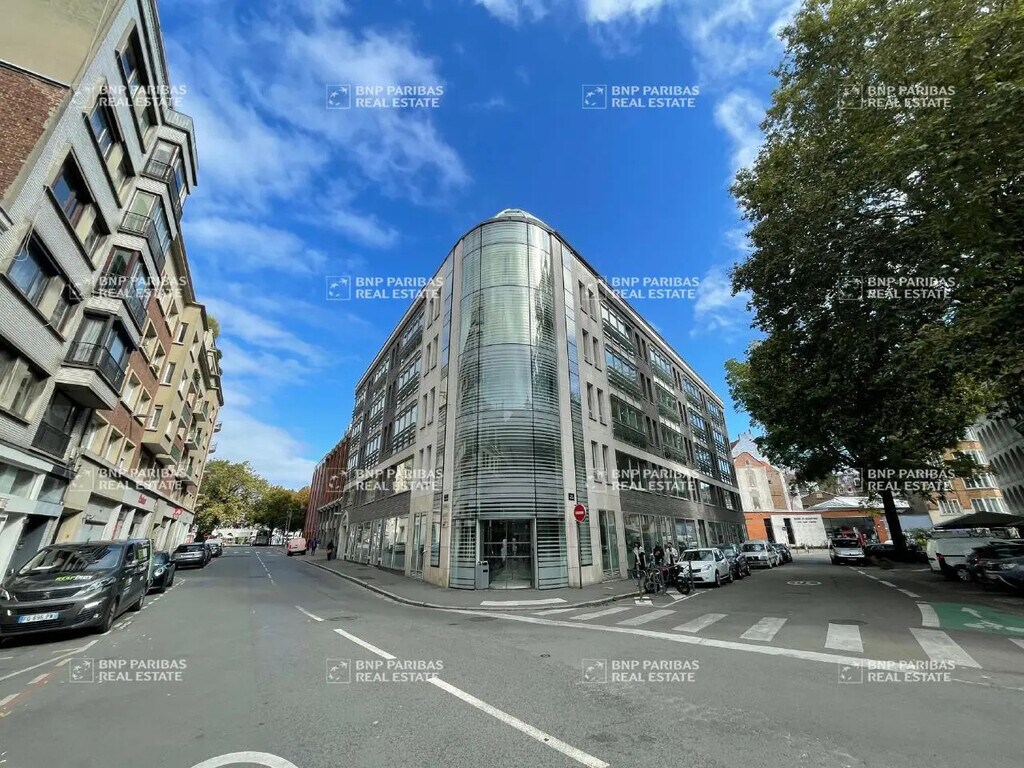Location Bureaux 372 m² à 1 425 m² - Photo 1